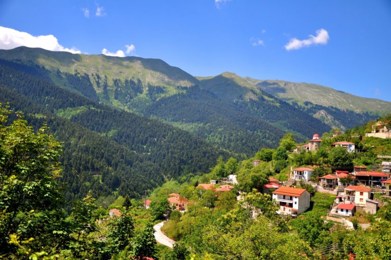 Σε κοινό συντονισμό καλεί ο Σύνδεσμος Φυλακτιωτών Καρδίτσας ενάντια στις ανεμογεννήτριες