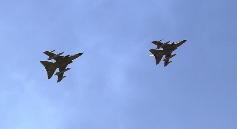 Αμερικανικά μαχητικά αεροσκάφη F-15 έφτασαν στην Πολωνία