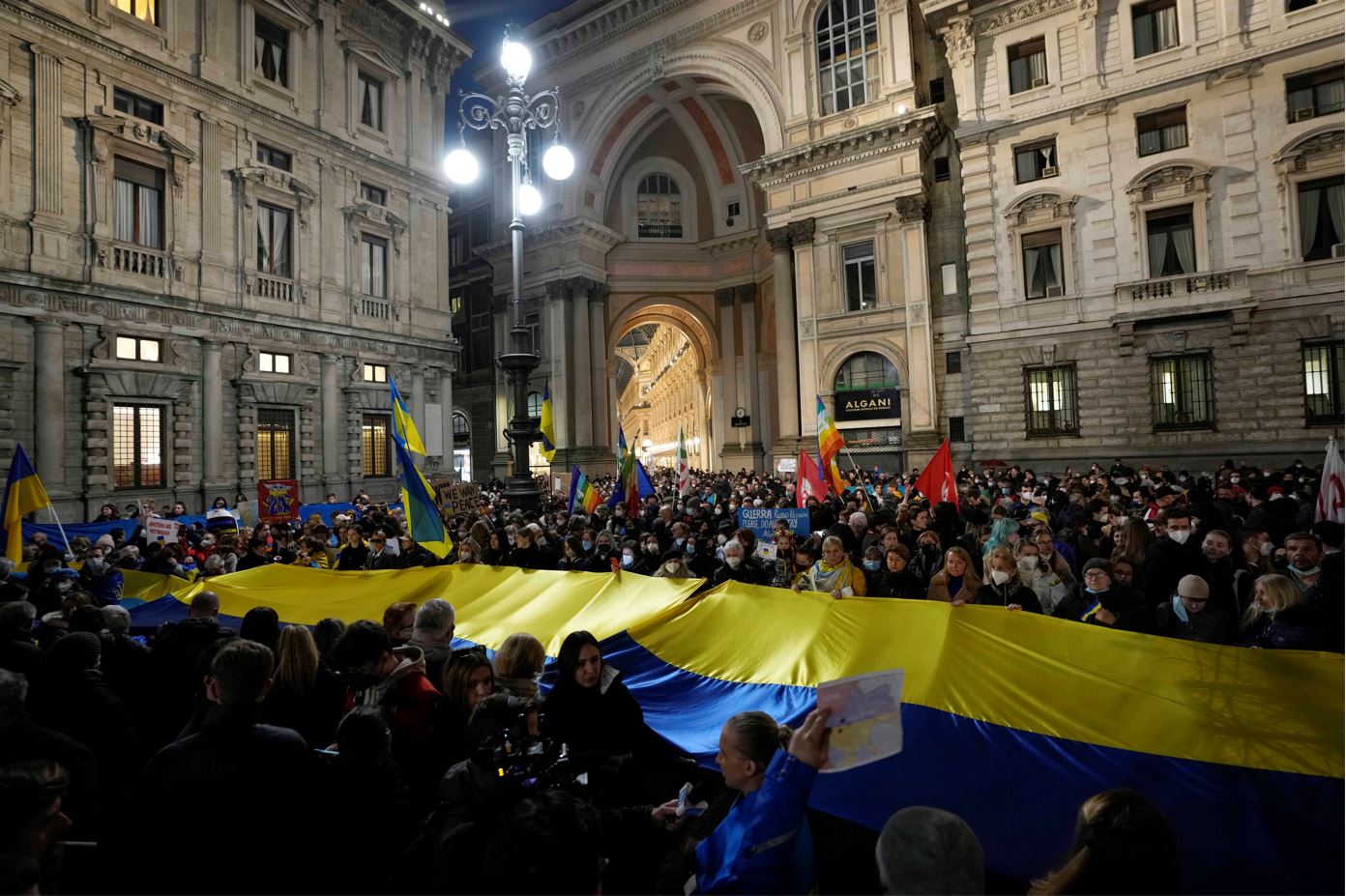 La Repubblica: Συμπόσιο με τίτλο “Μετά την κυβέρνηση της πανδημίας, η πολεμική οικονομία;”