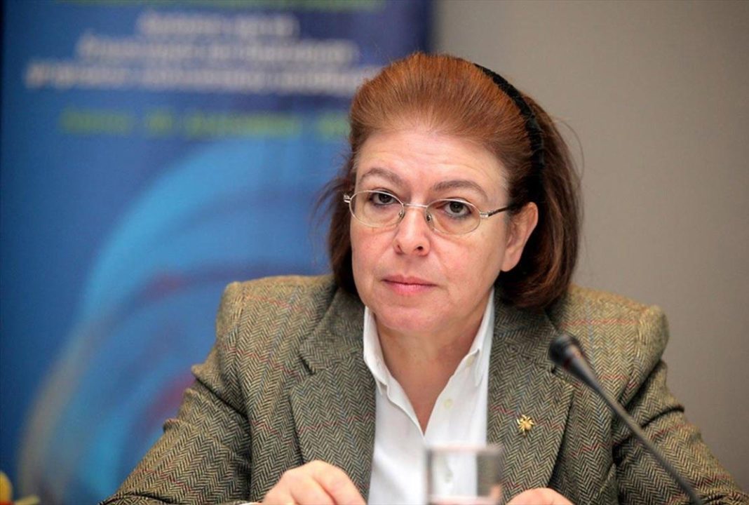 Lina Mendoni a signé une déclaration de solidarité en Ukraine