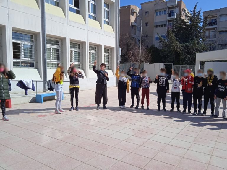 «Εσύ τι ομάδα είσαι;»: Μαθητές του 18ου δημοτικού Καλαμαριάς έστειλαν μήνυμα κατά της οπαδικής βίας