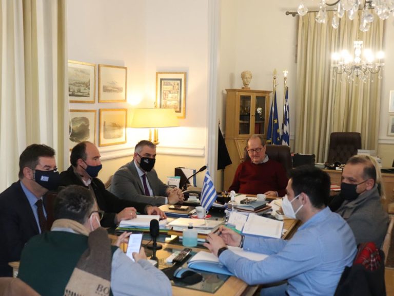 Σύσκεψη στην Τρίπολη για τα θέματα υγείας και πρόνοιας