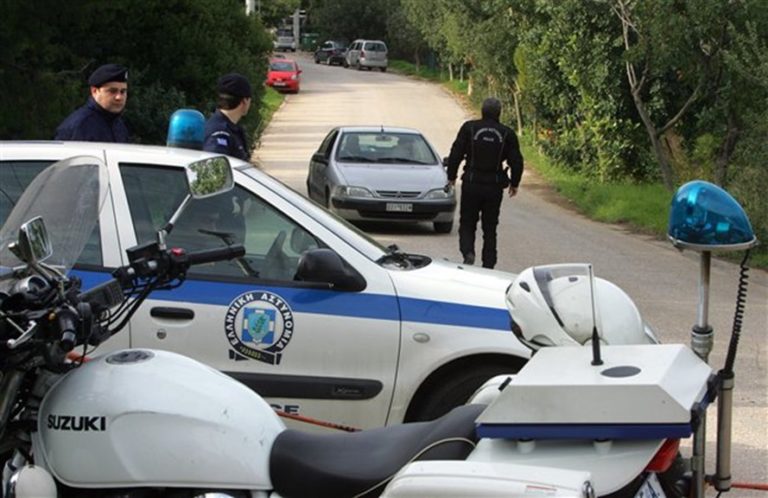 Διδυμότειχο: Τροχαίο με όχημα που μετέφερε μετανάστες – Μία νεκρή και πέντε τραυματίες