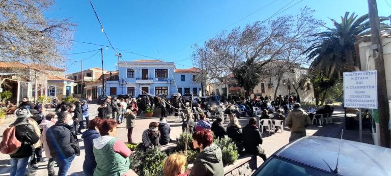 Λέσβος: Καμία παρέμβαση στην παραλία λένε οι κάτοικοι της Ερεσού