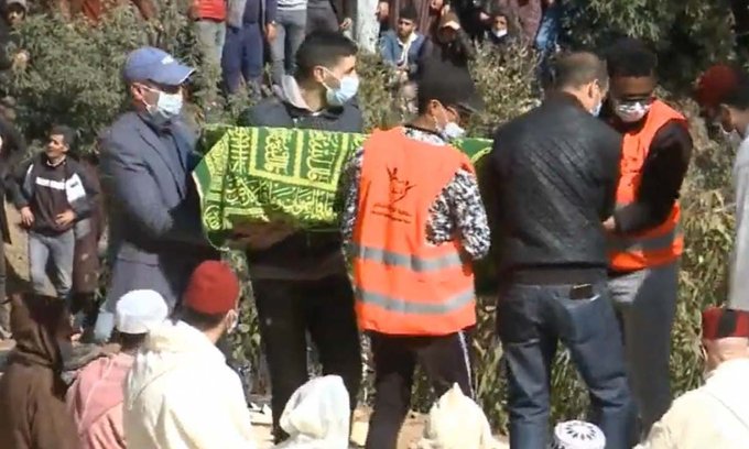 Μαρόκο: Θρήνος στην κηδεία του 5χρονου Ραγιάν που έπεσε σε πηγάδι