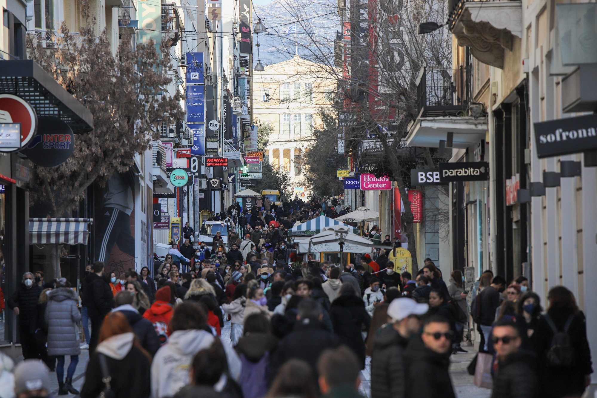 Μάσκες και πιστοποιητικά μέχρι την Πρωτομαγιά Μάσκες και πιστοποιητικά μέχρι την Πρωτομαγιά