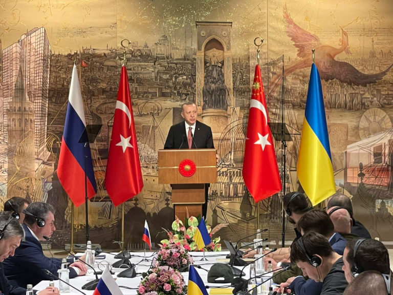 Ερντογάν σε διαπραγματευτές Μόσχας – Κιέβου: Βάλτε τέλος σε αυτή την τραγωδία