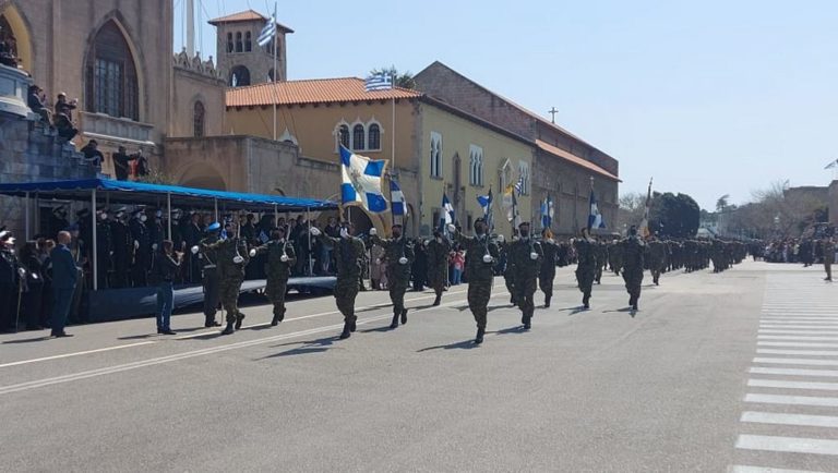 Η Ρόδος τίμησε την επέτειο της 25ης Μαρτίου (εικόνες)