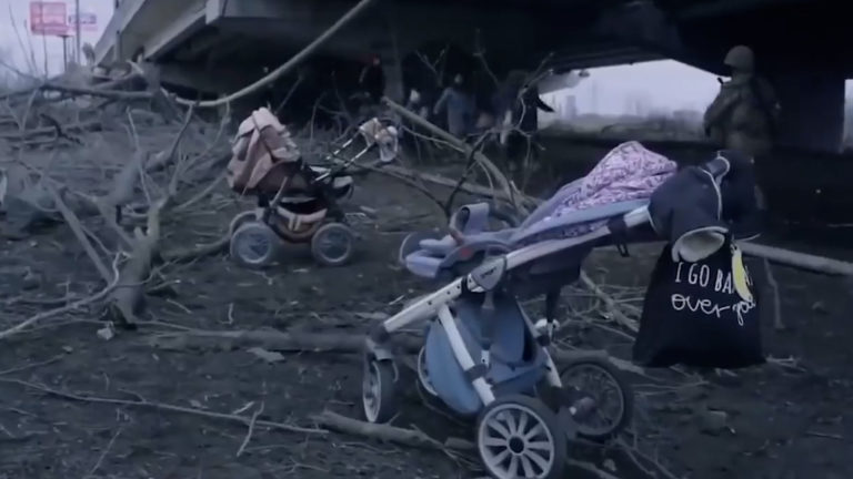Ουκρανία: 22 ημέρες πολέμου σε ένα σκληρό βίντεο – Η συγκινητική ανάρτηση του Μ. Φεντόροφ στα social media
