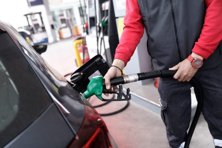 Επιδότηση καυσίμων: Έτοιμη η τροπολογία του υπουργείου Οικονομικών – Ποιες άλλες ρυθμίσεις περιέχει