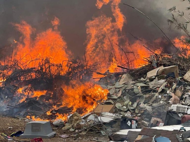 Μεσσηνία: Φωτιές σε περιοχές της Τριφυλίας και της Πυλίας