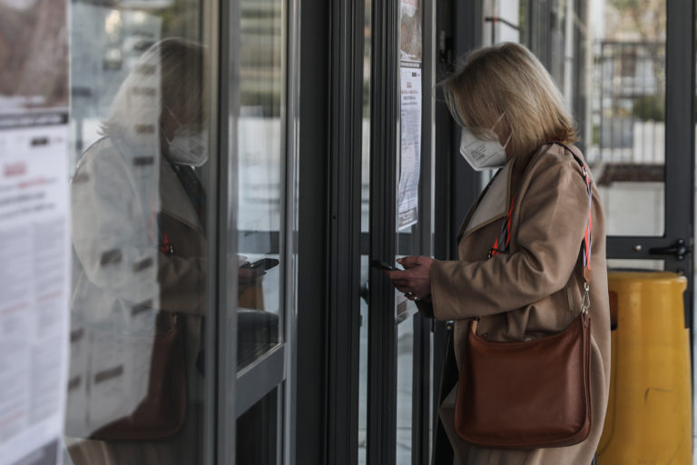 Ενοχή της Ρ. Δούρου για 3 από τα 4 αδικήματα πρότεινε η εισαγγελέας για την φονική πλημμύρα στη Μάνδρα