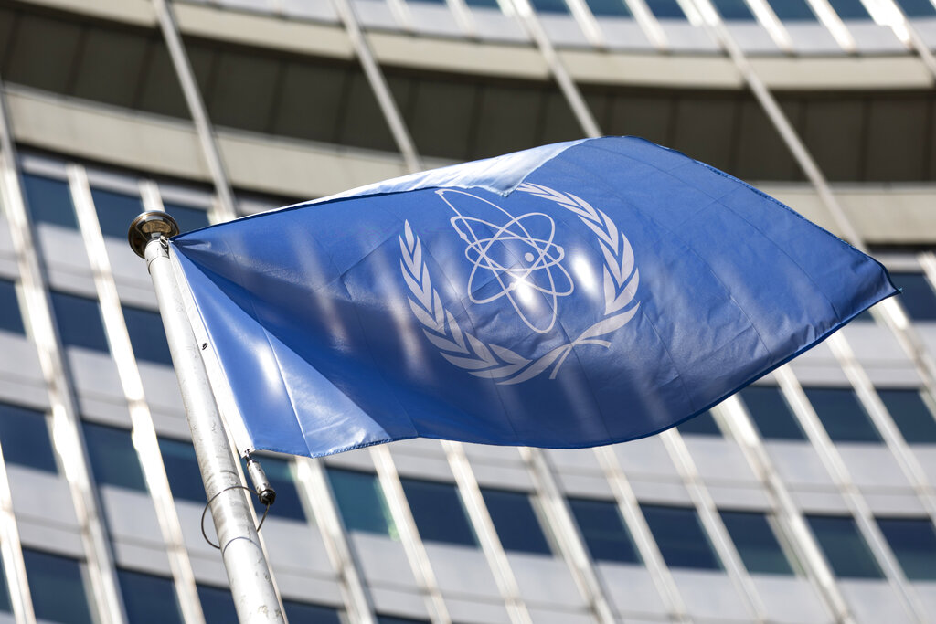 Ζαπορίζια: Η Διεθνής Υπηρεσία Ατομικής Ενέργειας εκφράζει έντονη ανησυχία για τον βομβαρδισμό του πυρηνικού σταθμού