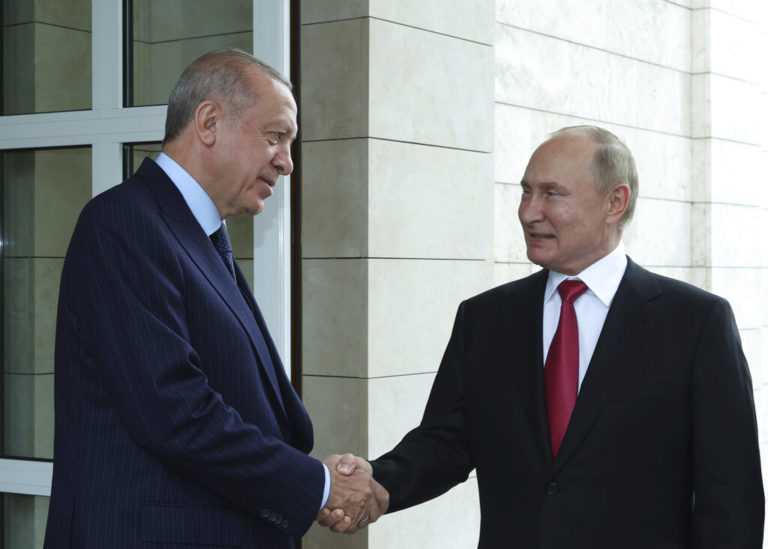 Διάρκειας μίας ώρας η επικοινωνία μεταξύ Πούτιν και Ερντογάν – Προσπάθεια για ειρηνευτική διαμεσολάβηση