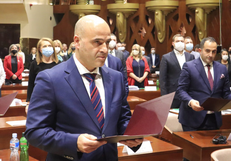 Β. Μακεδονία: Η Βουλή ενέκρινε ψήφισμα με το οποίο καταδικάζεται η ρωσική επίθεση κατά της Ουκρανίας