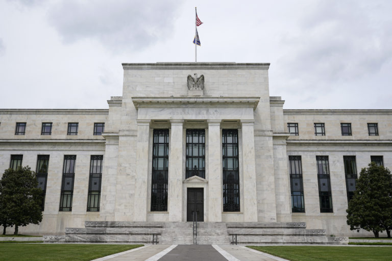 Η Fed αύξησε τα επιτόκια κατά 0,75%, για να συγκρατήσει τον πληθωρισμό
