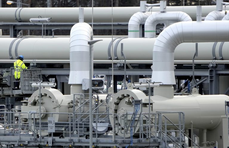 Ενέργεια: Η απεξάρτηση της Ευρώπης από την ακρίβεια και την κερδοσκοπία
