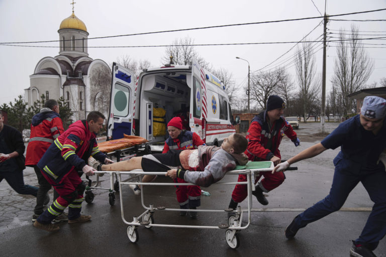 ΠΟΥ για Ουκρανία: Νοσοκομεία έχουν γίνει στόχος επιθέσεων – Πολλοί οι νεκροί και οι τραυματίες