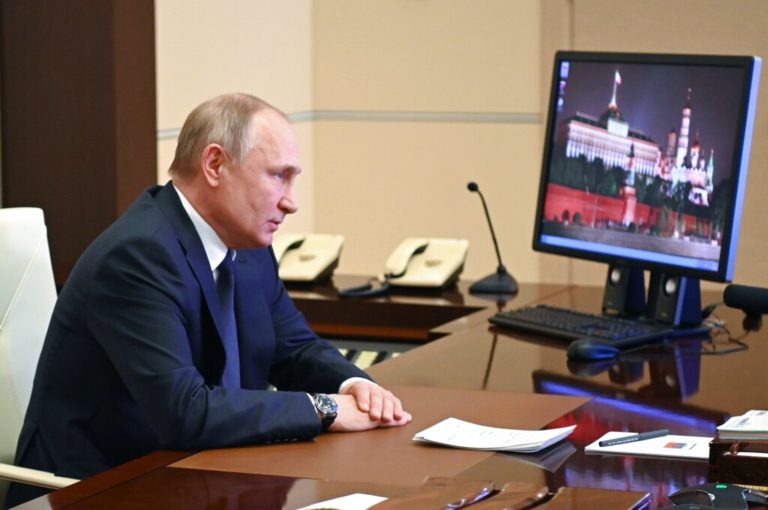Μήνυμα Πούτιν προς τις γειτονικές χώρες: Μην κλιμακώσετε την ένταση