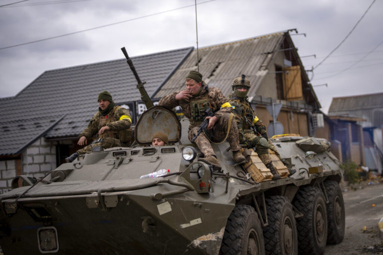 LIVE – Πόλεμος στην Ουκρανία: Ατελέσφορη η εκεχειρία στη Μαριούπολη – Μάχες γύρω από το Κίεβο