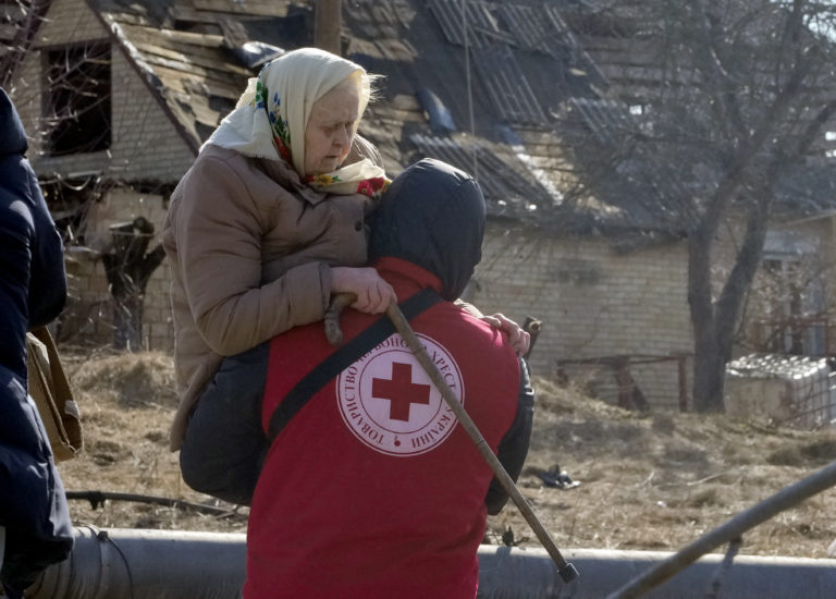 Ουκρανία: Ο επικεφαλής του Ερυθρού Σταυρού επισκέπτεται τη Μόσχα