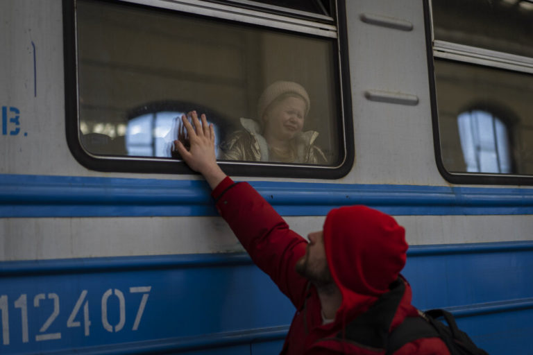 Επικρίσεις στην έδρα της Ρωσικής Ορθόδοξης Εκκλησίας για τη στήριξή της στη ρωσική εισβολή