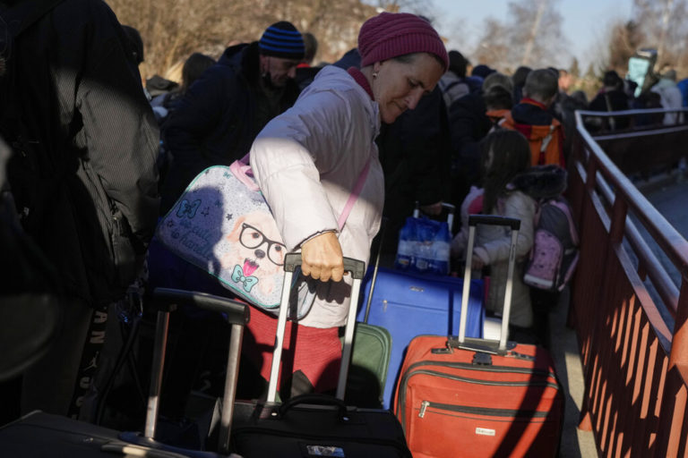 Η Κομισιόν παρουσιάζει την Τετάρτη σχέδιο για στήριξη ουκρανών προσφύγων