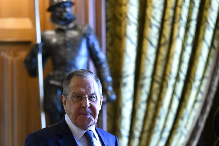 Ρωσία: Απελαύνει διπλωμάτες των χωρών Βαλτικής