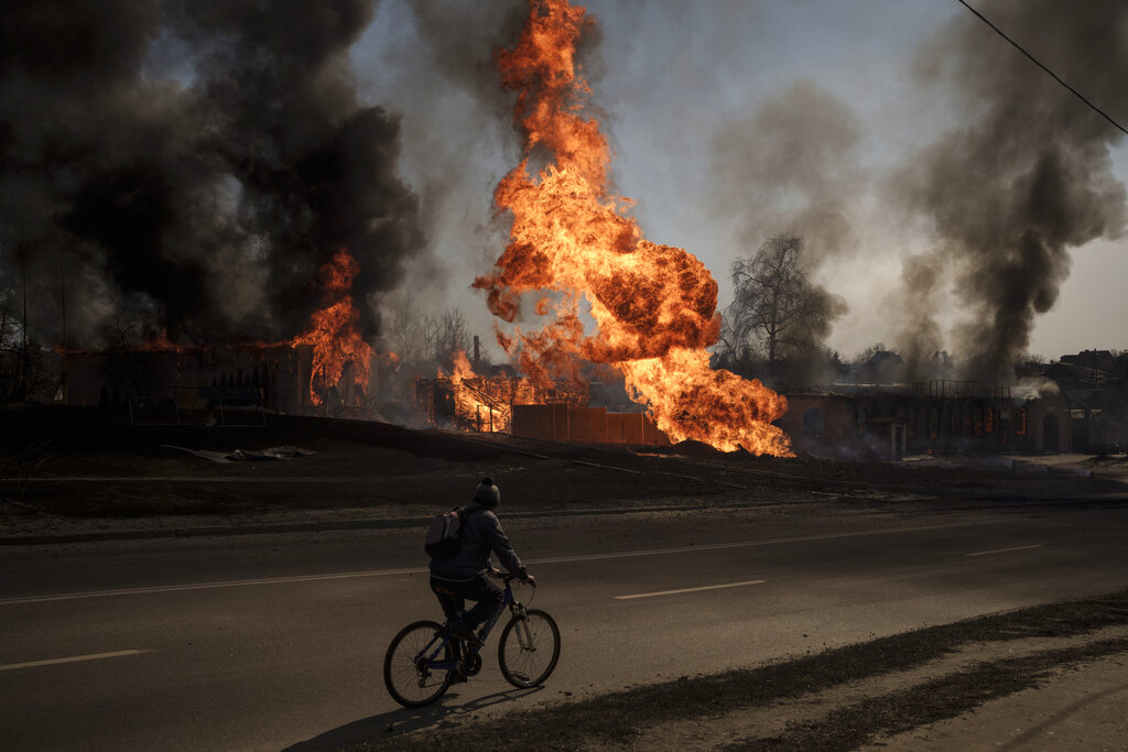 Σε νέα φάση εισέρχεται ο πόλεμος στην Ουκρανία – Βομβαρδισμοί σε Κίεβο και Χάρκοβο