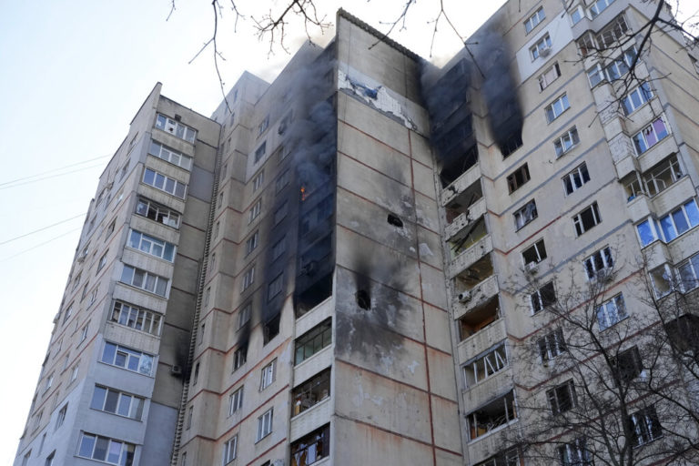 Δήμαρχος Τσερνίχιφ: Οι ρωσικές δυνάμεις έχουν περικυκλώσει την πόλη