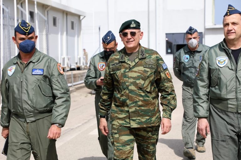 Πύργος: Οι Αρχηγοί ΓΕΕΘΑ και ΓΕΑ στην 117 Π.Μ