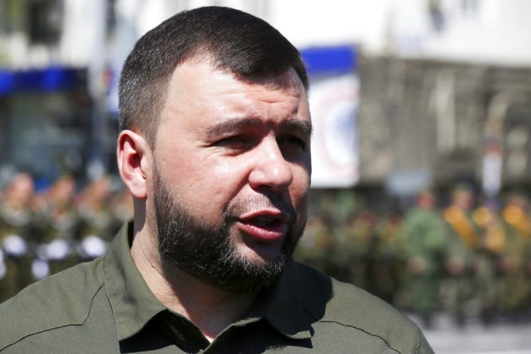 Ουκρανία: Ο επικεφαλής των αυτονομιστών του Ντονέτσκ υποστήριξε ότι έφτασε στη Μαριούπολη