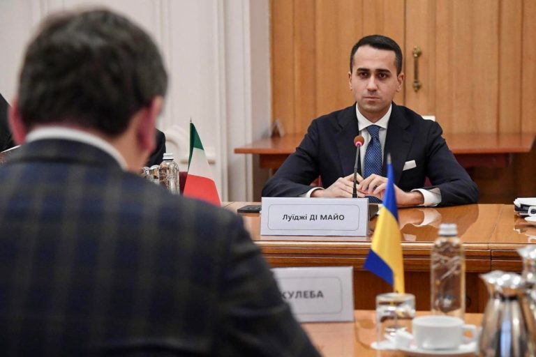 Ουκρανική κρίση, Ιταλός ΥπΕξ Ντι Μάιο: Στη Ρωσική Κυβέρνηση δεν ενδιέφερε ποτέ το χαρτί της διπλωματίας – Στόχος των διαπραγματεύσεων η κατάπαυση του πυρός