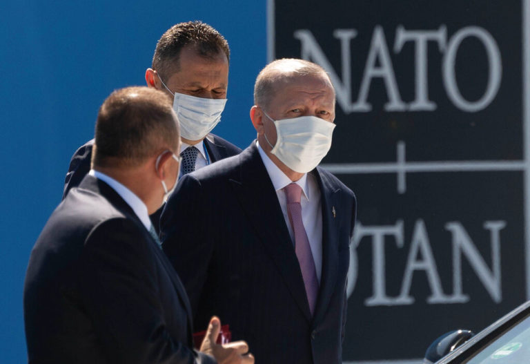 Φιλορώσος επιχειρηματίας, φίλος του Ερντογάν, τα βάζει με το ΝΑΤΟ