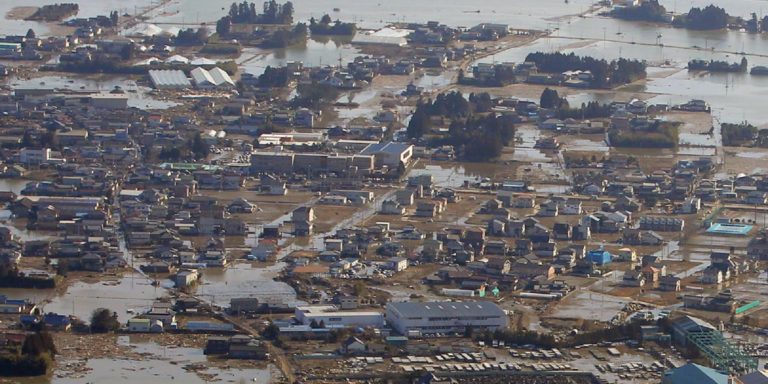 Ιαπωνία: Τουλάχιστον τέσσερις οι νεκροί από τον σεισμό μεγέθους 7,4 Ρίχτερ-Πάνω από 100 οι τραυματίες και χιλιάδες σπίτια χωρίς ρεύμα