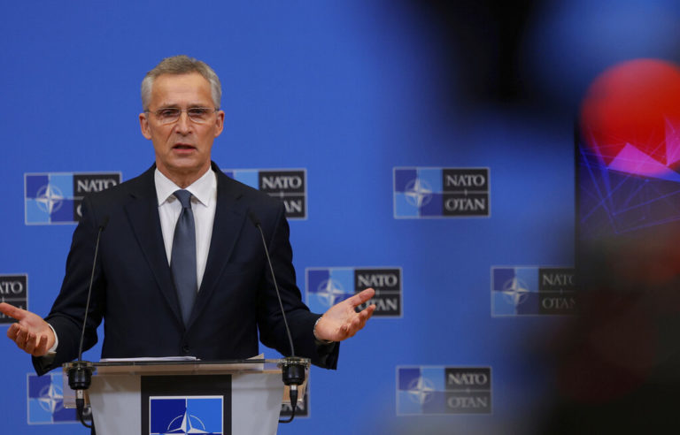 Στόλτενμπεργκ: Να δούμε τη συλλογική μας άμυνα, να επενδύσουν οι σύμμαχοι του ΝΑΤΟ το 2% του ΑΕΠ τους