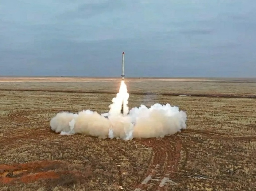 Η Ρωσία χρησιμοποίησε εκ νέου υπερηχητικούς πυραύλους – Αντιστράτηγος ε.α. εξηγεί