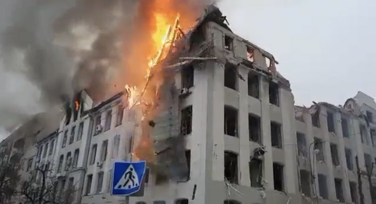 Live – Ρωσικό σφυροκόπημα σε όλα τα μεγάλα αστικά κέντρα της Ουκρανίας