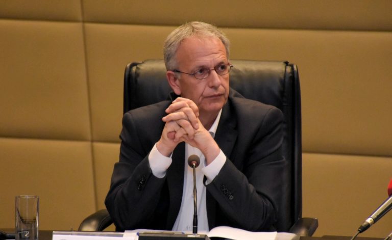 Προσυνεδριακή συνέλευση του ΣΥΡΙΖΑ Λάρισας με εισηγητή τον Π.Ρήγα