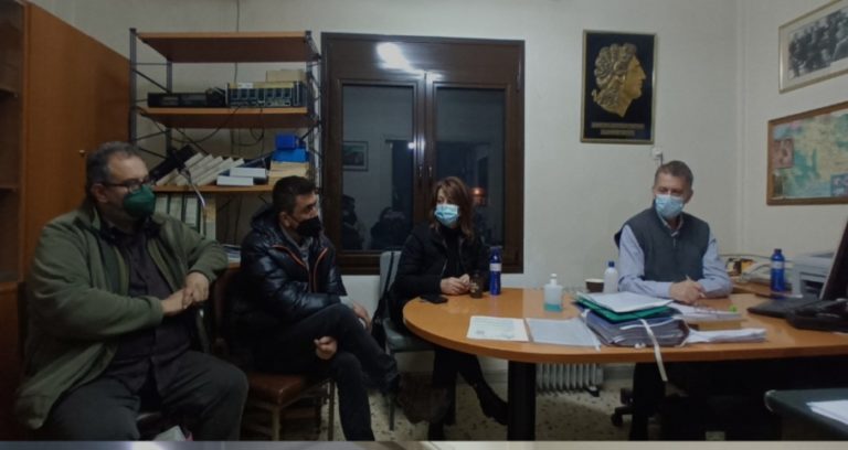 Αντιπροσωπεία στελεχών του ΚΚΕ στους σεισμόπληκτους στο Ζάρκο Τρικάλων