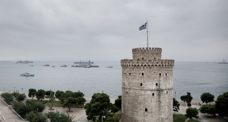 Θεσσαλονίκη: Στον Λευκό Πύργο η εκδήλωση της πρωτοβουλίας αλληλεγγύης για την Ουκρανία