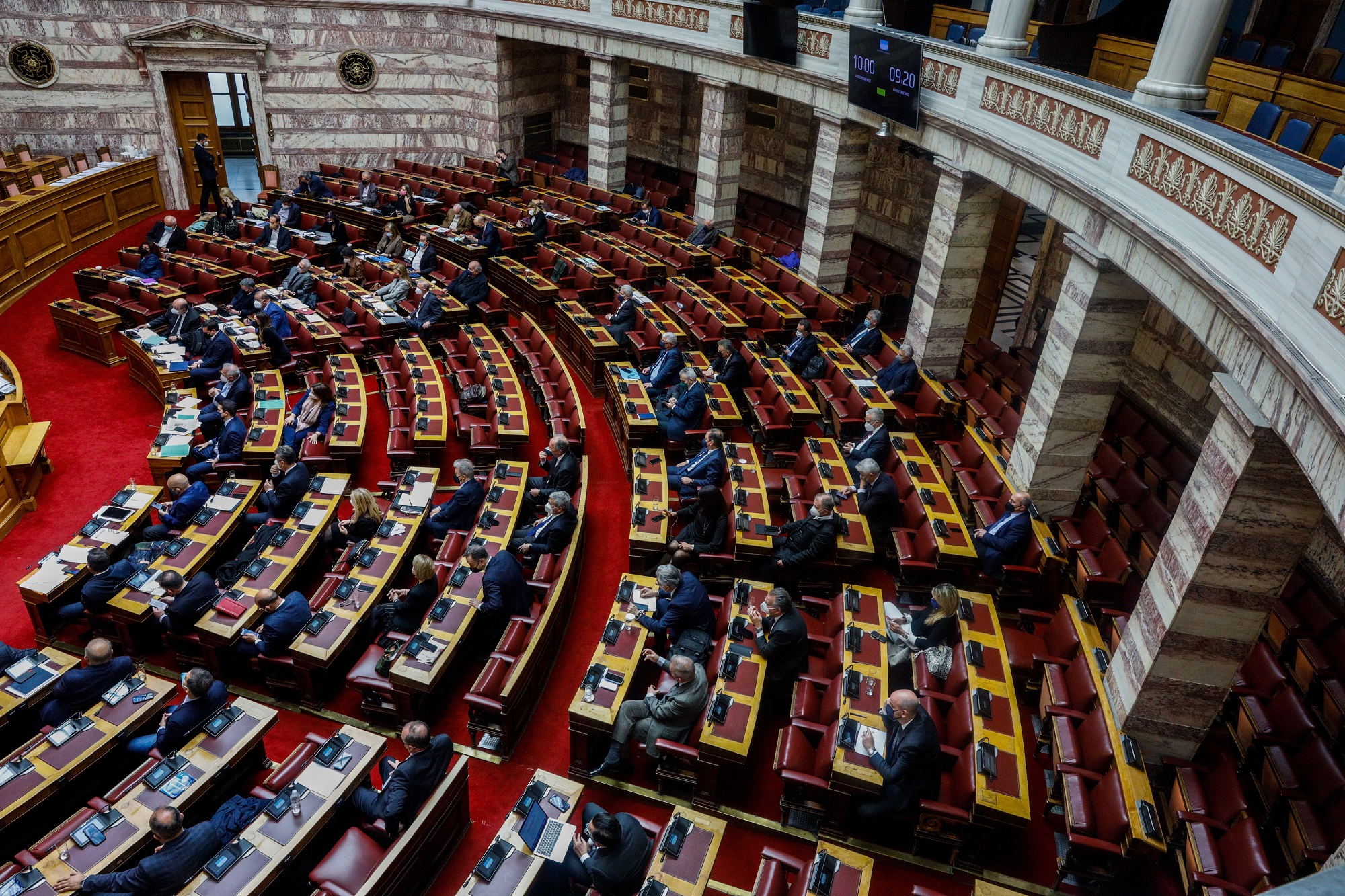 Εγκρίθηκε κατά πλειοψηφία το νομοσχέδιο για τα ΑΕΙ