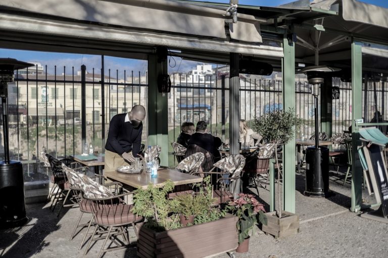 Γ. Δαβερώνης στο Πρώτο: Απολύσεις και λουκέτα στην εστίαση θα φέρουν οι αυξήσεις σε ενέργεια-πρώτες ύλες (audio)