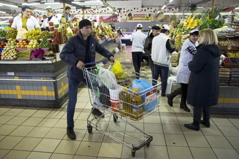Ρωσία: Δεν υπάρχει κίνδυνος ελλείψεων τροφίμων διαβεβαιώνει η κυβέρνηση