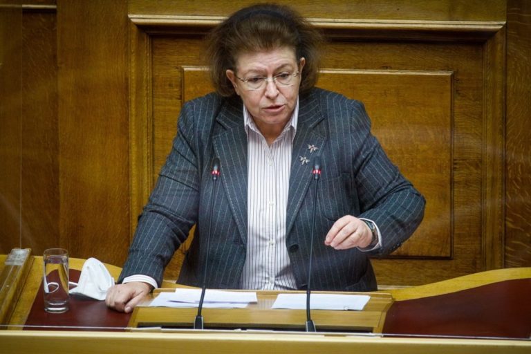 Αντίδραση ΣΥΡΙΖΑ στην απόφαση Μενδώνη να ακυρώσει τη “Λίμνη των Κύκνων”