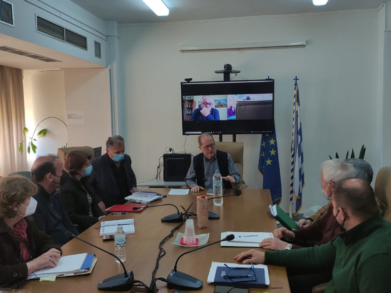 Μεσσηνία: Σύσκεψη του περιφερειάρχη Πελοποννήσου Π. Νίκα με υπηρεσιακούς παράγοντες της Π.Ε. για την μετακίνηση των υπηρεσιών