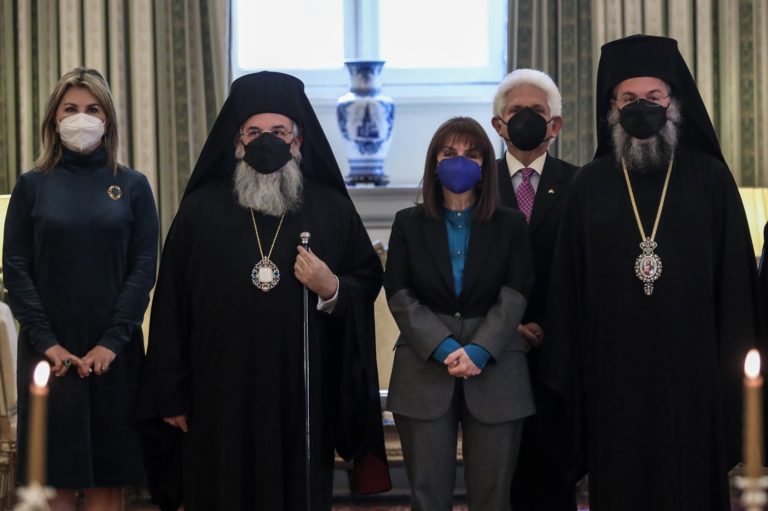Ο νέος Μητροπολίτης Ρεθύμνης και Αυλοποτάμου στην Πρόεδρο της Δημοκρατίας