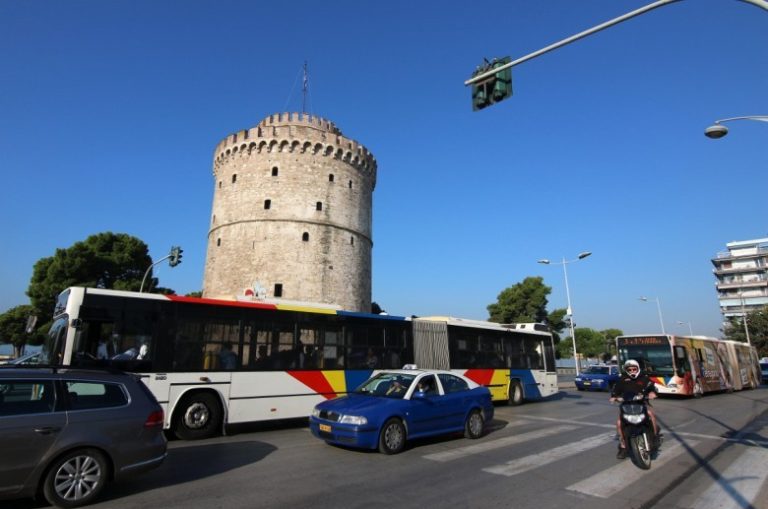 Δωρεάν ετήσιες κάρτες απεριόριστων διαδρομών από τον ΟΣΕΘ στο «Χαμόγελο του Παιδιού»