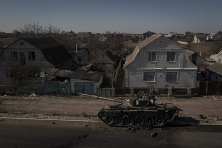 Ρωσικοί πύραυλοι έπληξαν δύο πόλεις στην κεντρική Ουκρανία, σύμφωνα με τοπικό αξιωματούχο