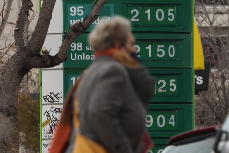 Γ. Ασμάτογλου στο Πρώτο: Έρχονται στα πρατήρια με δοχείο και αγοράζουν πετρέλαιο θέρμανσης για 1-2 ημέρες (audio)